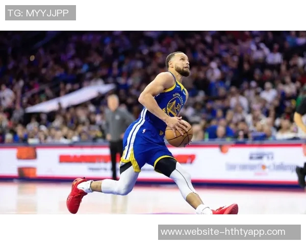 球队阵容多样化探索库里强调赢球与调整并重的重要性