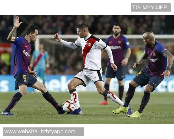 阿斯报报道弗里克与巴萨各部门会晤共同探讨球队表现提升方案