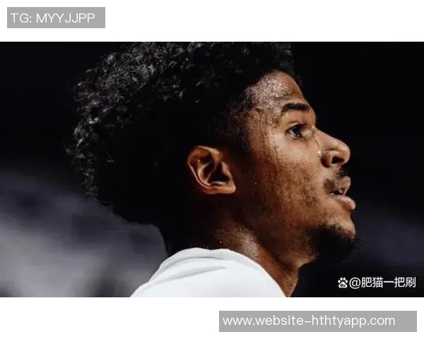 杰伦格林重摔让人揪心站起身后全场松了一口气