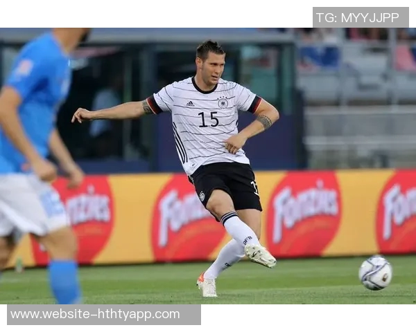 汉堡租借多特19岁中卫卡巴尔并设回购条款引发关注